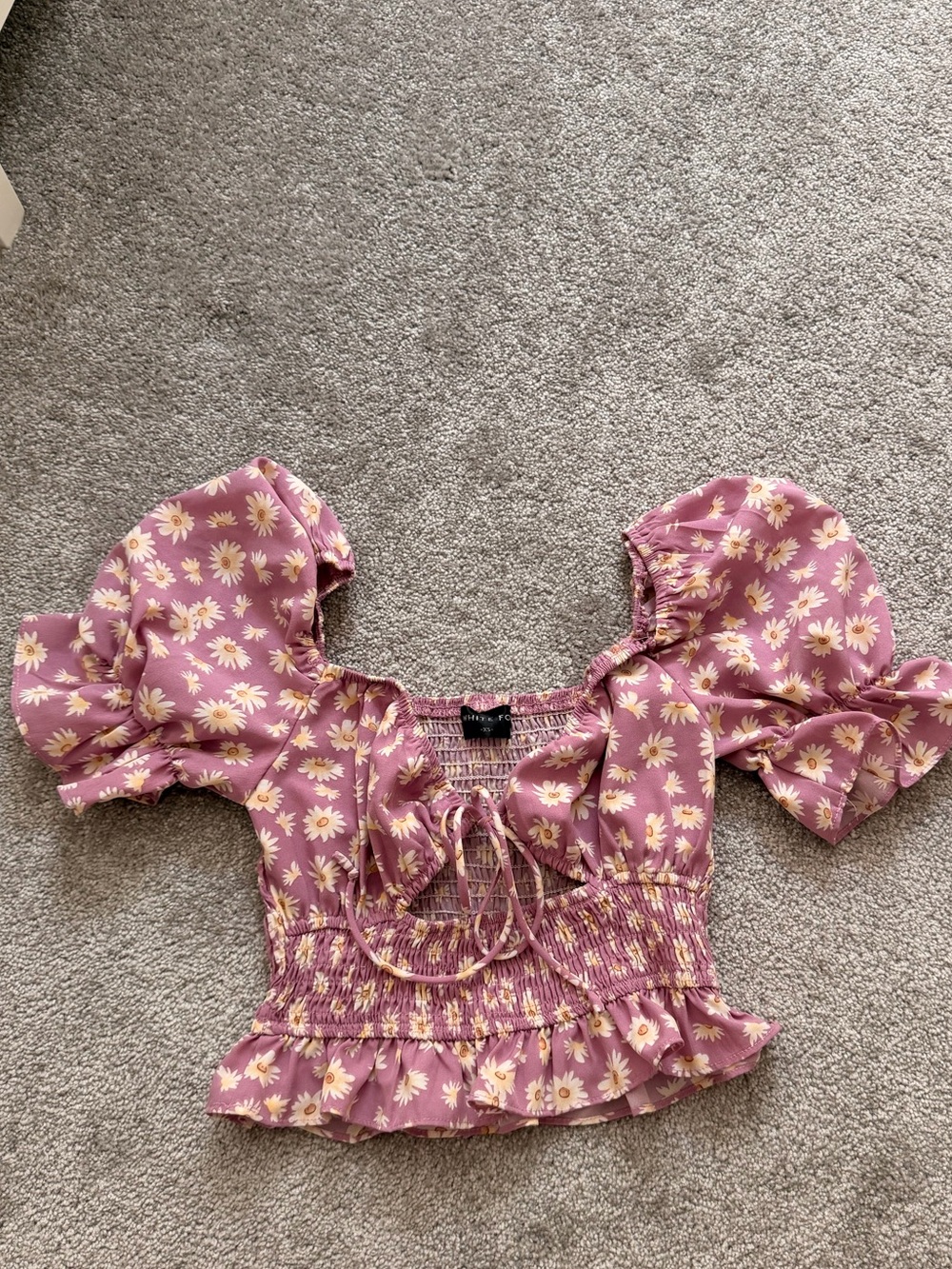 Whitefox Floral Puff-Sleeve Smocked Crop Top
